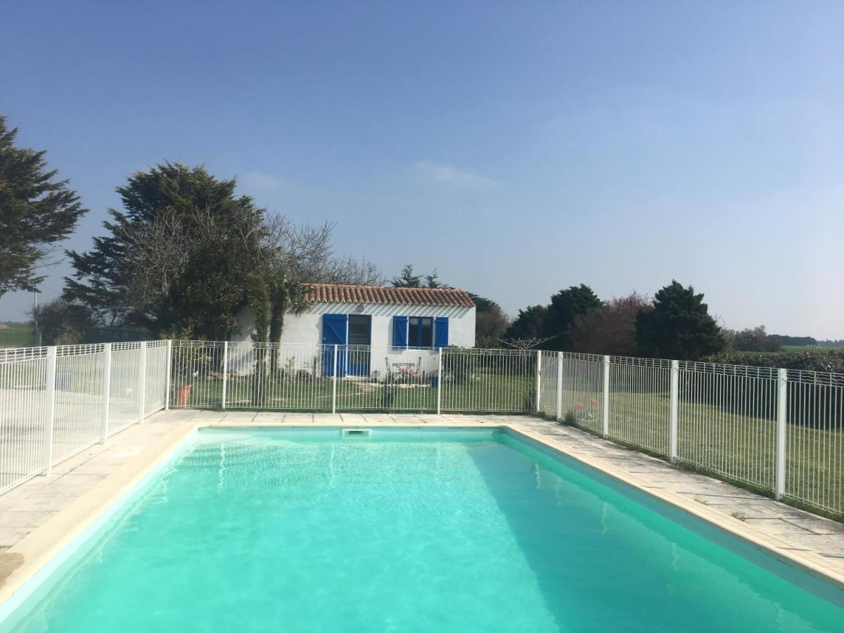 Studio Avec Piscine Beauvoir-sur-Mer Zewnętrze zdjęcie